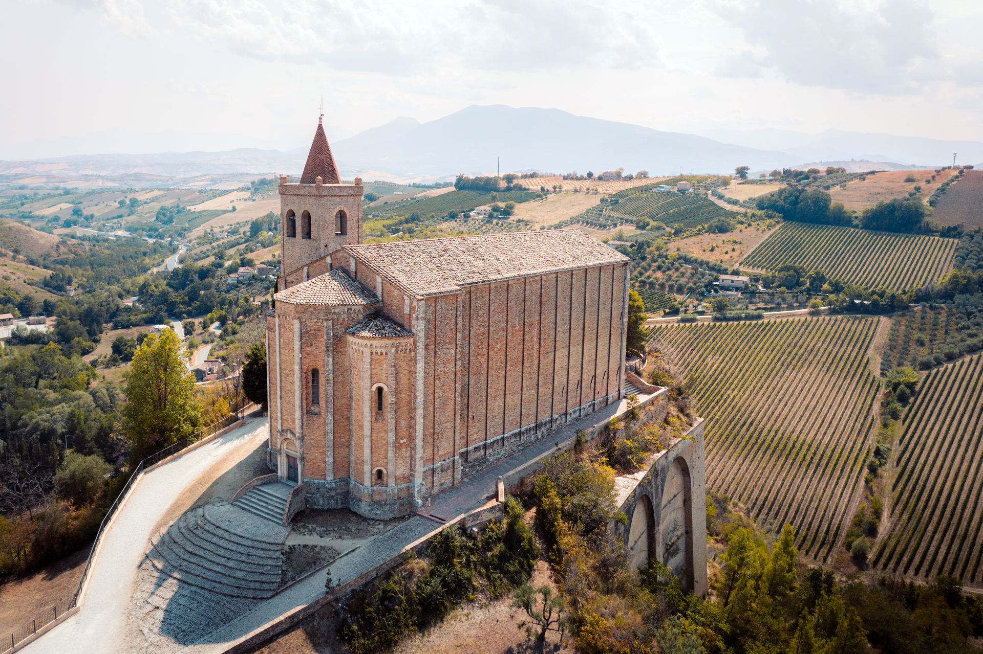 Offida, die Kirche Santa Maria della Rocca